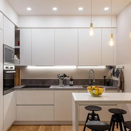 Milan Nanna B&b, Metro M3,ieo, Duomo Colazione Inclusa * San Donato Milanese