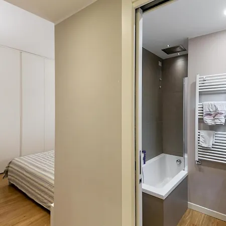 Milan Nanna B&b, Metro M3,ieo, Duomo Colazione Inclusa * San Donato Milanese
